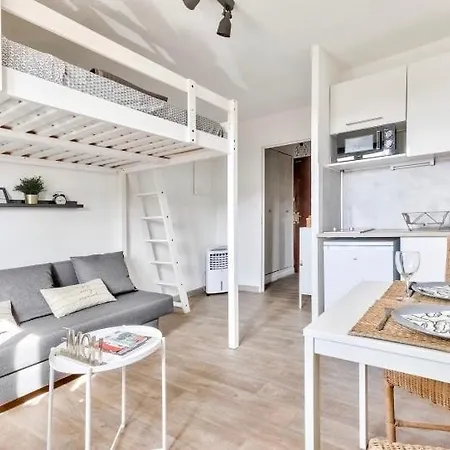 Avec Piscine, Proche Plages Apartamento *