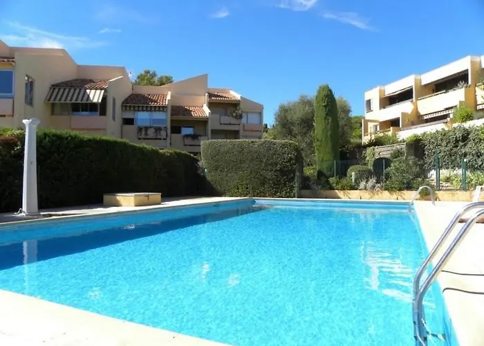Avec Piscine, Proche Plages Appartement
